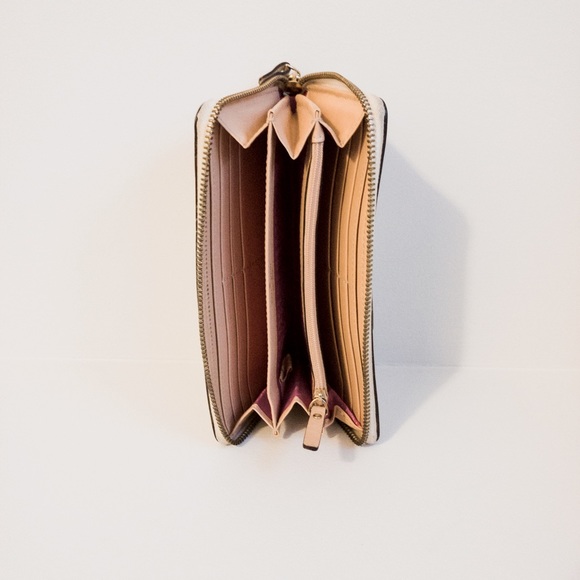 Kate Spade Wallet - Picture 2 of 6